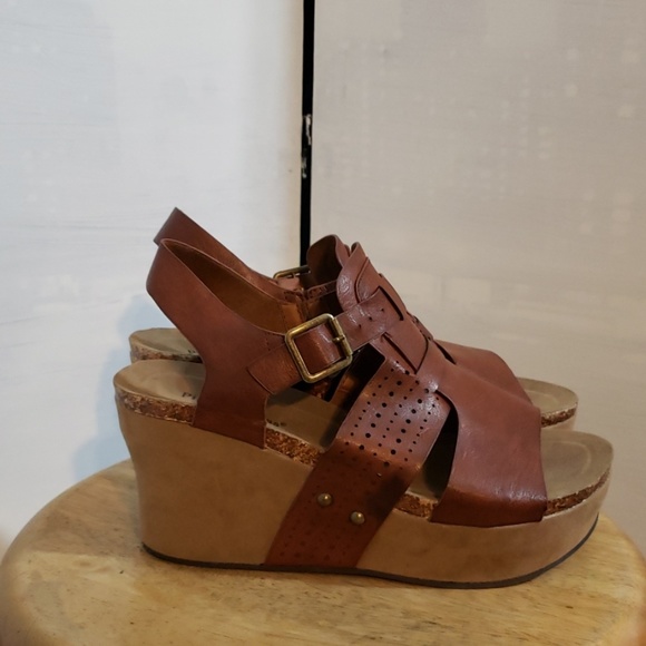 Pierre Dumas *New* ladies wedges - Picture 3 of 4
